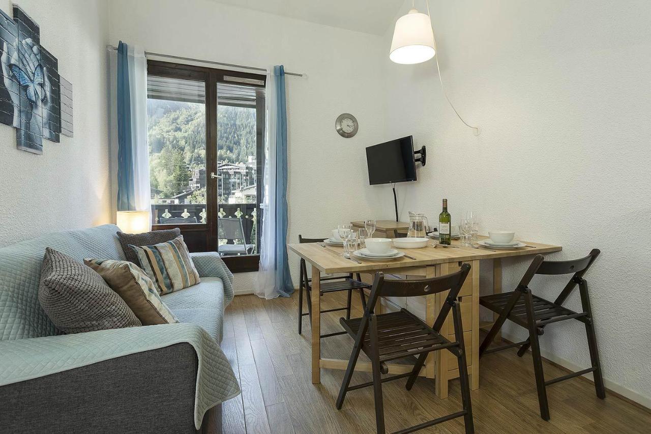 Apartment Forclaz 4B - Alpes Travel - Central Chamonix - Sleeps 4 Exterior foto